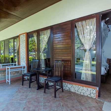 The Tanis Beach Resort Nusa Lembongan Extérieur photo