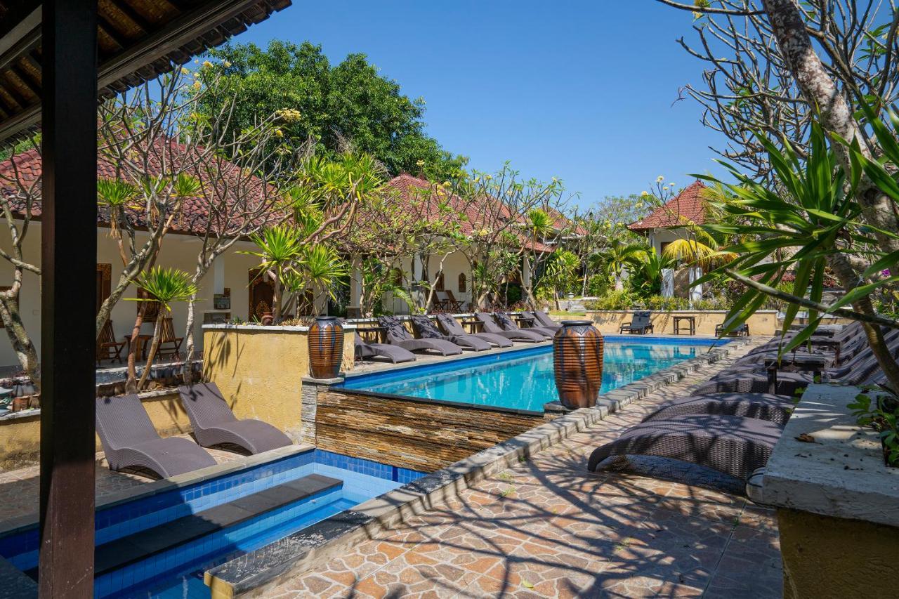 The Tanis Beach Resort Nusa Lembongan Extérieur photo