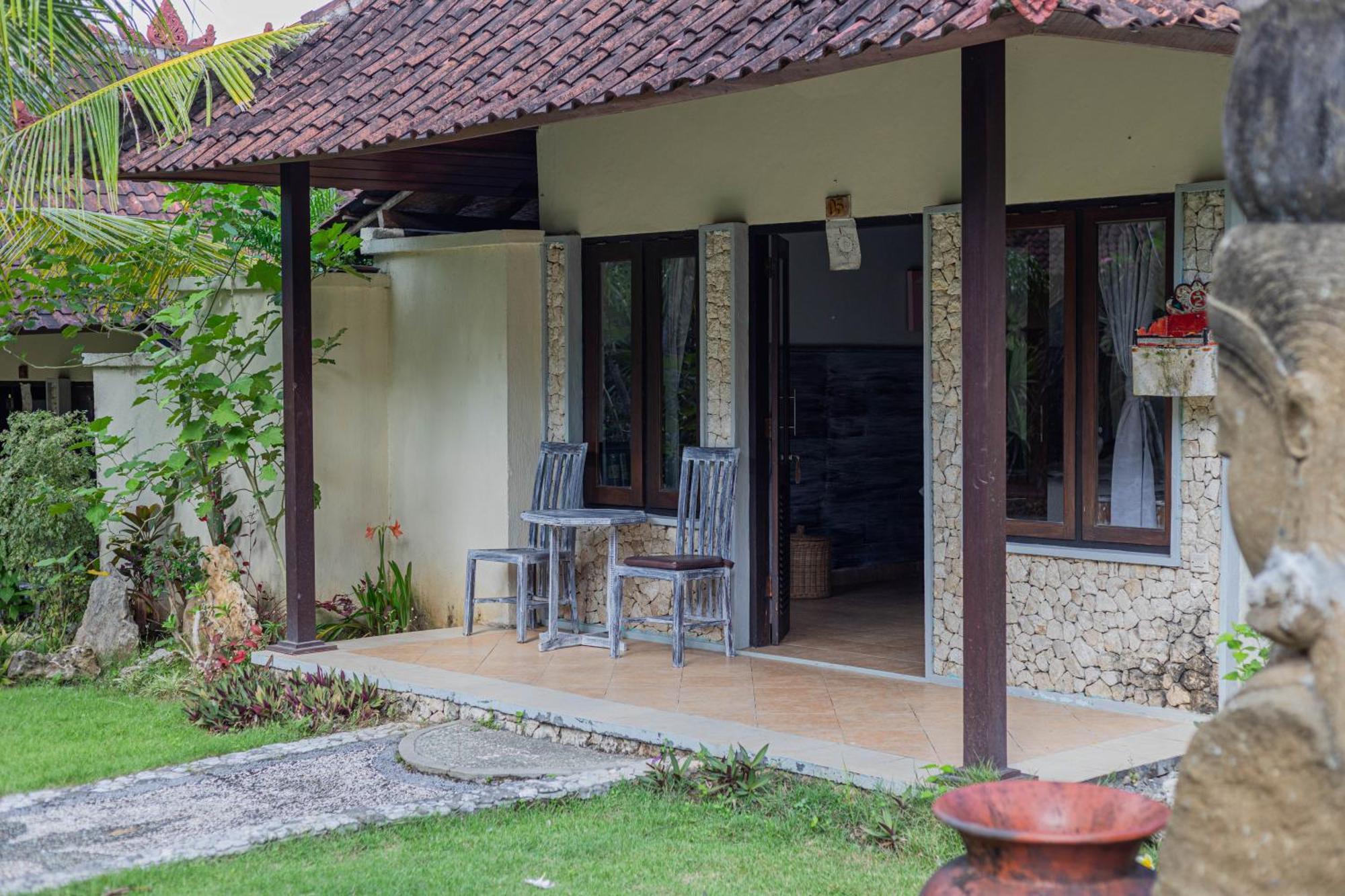 The Tanis Beach Resort Nusa Lembongan Extérieur photo