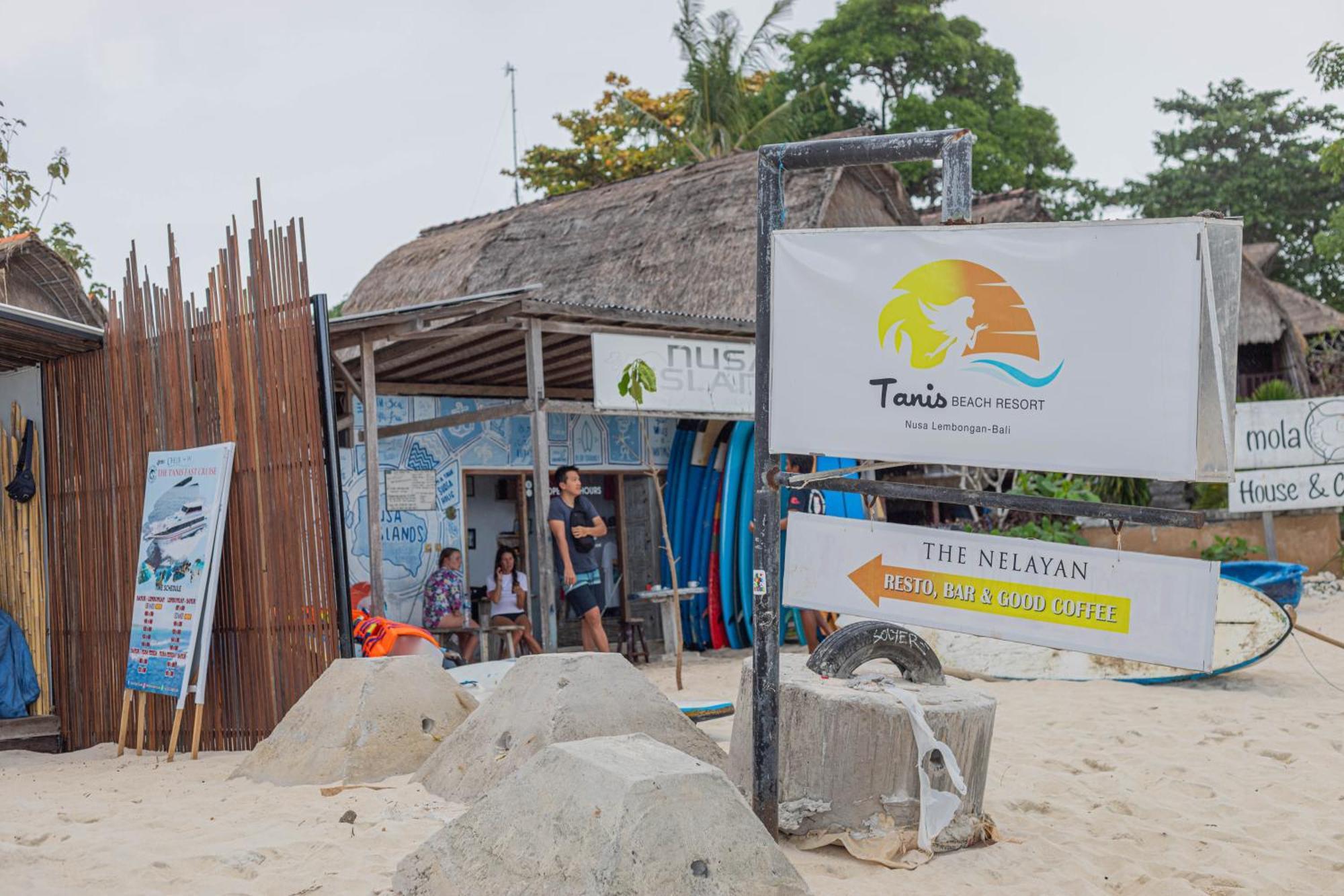 The Tanis Beach Resort Nusa Lembongan Extérieur photo