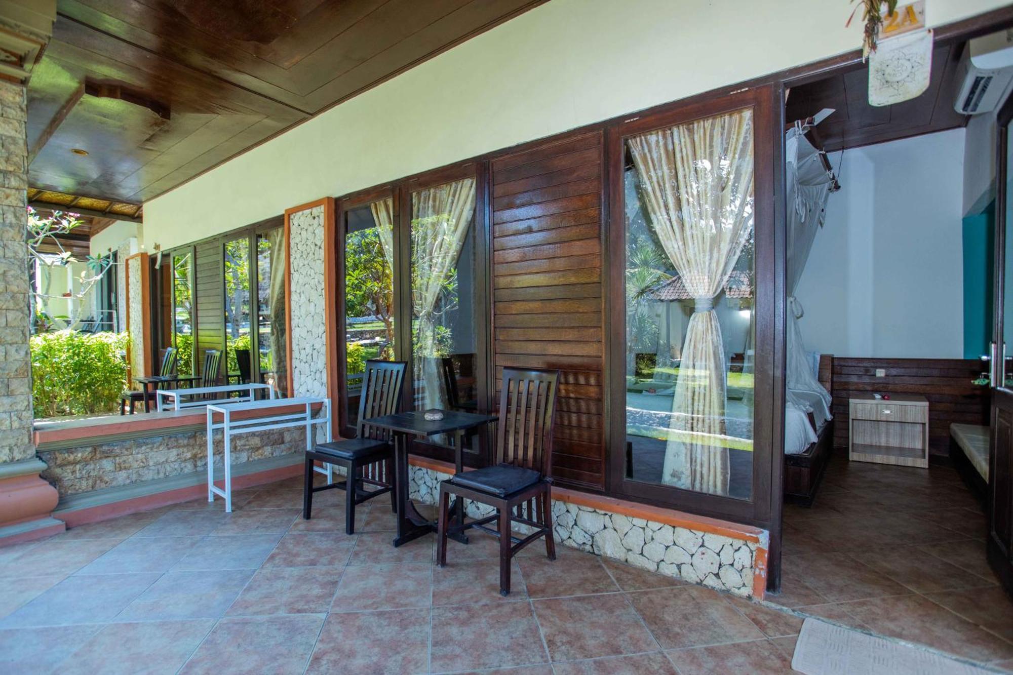 The Tanis Beach Resort Nusa Lembongan Extérieur photo