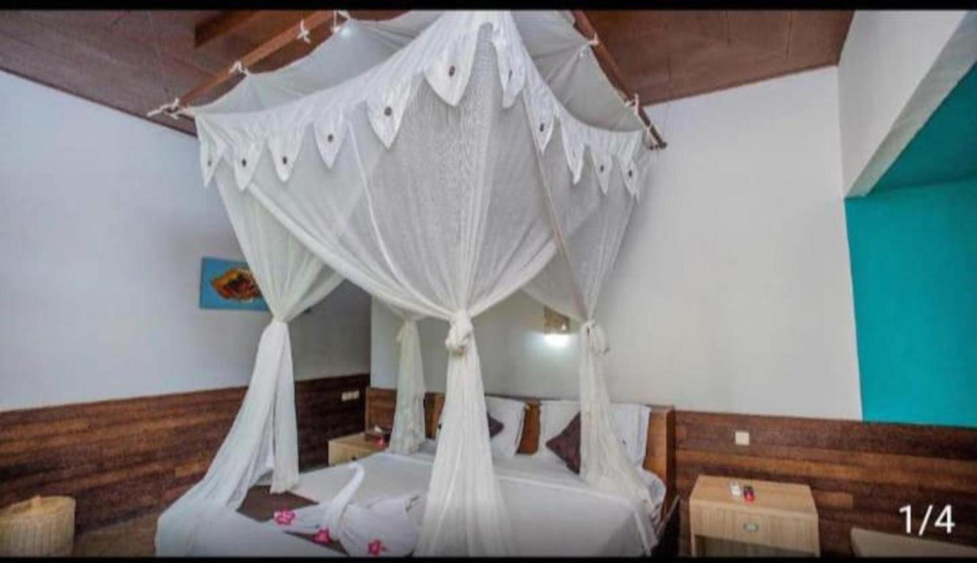 The Tanis Beach Resort Nusa Lembongan Extérieur photo